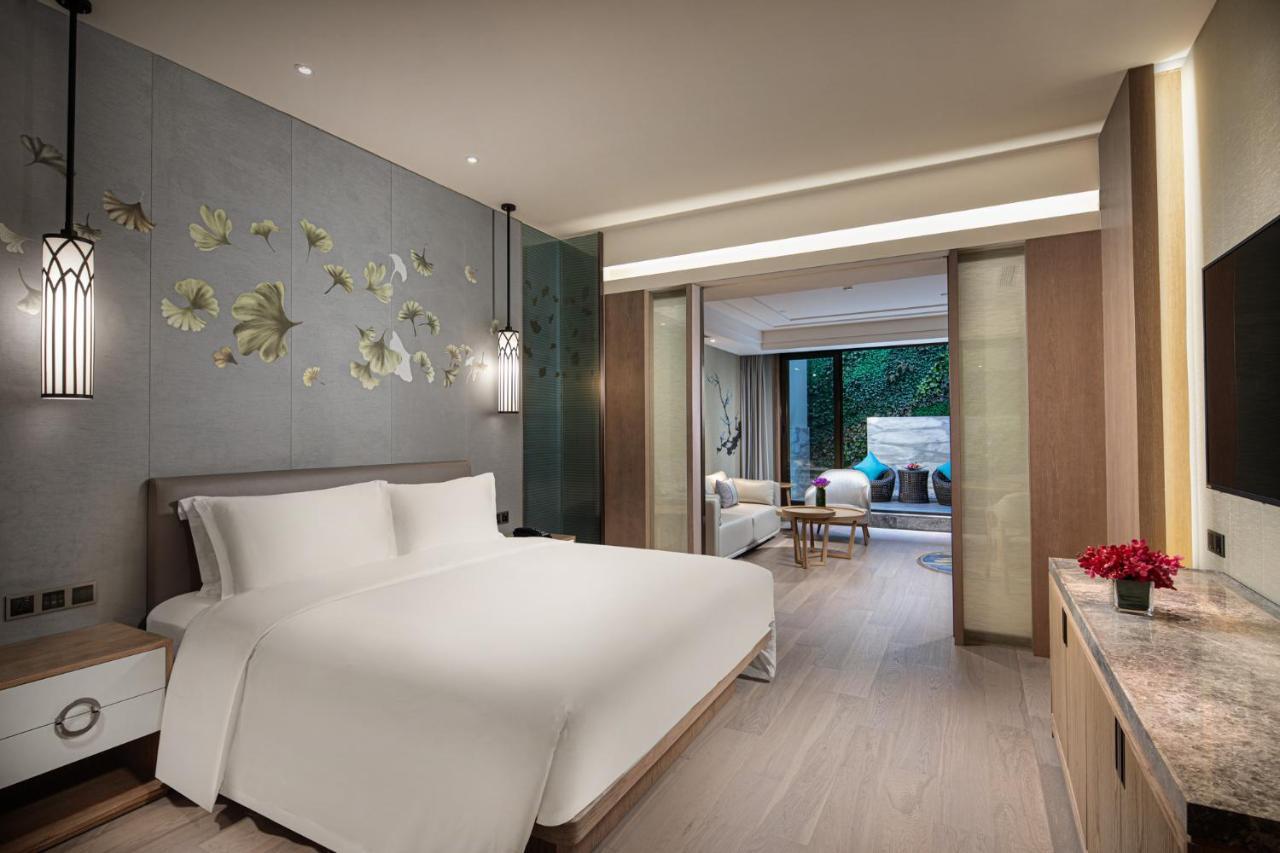 Crowne Plaza Shanghai Nanjing Road By Ihg 외부 사진 Deluxe Suite