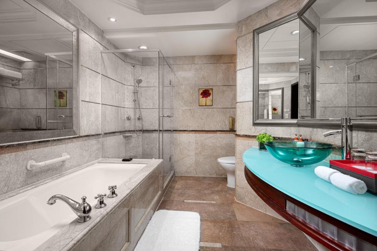 Crowne Plaza Shanghai Nanjing Road By Ihg 외부 사진 Bathroom